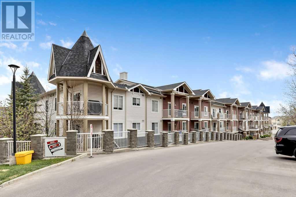 8117, 70 Panamount Drive Nw, Calgary