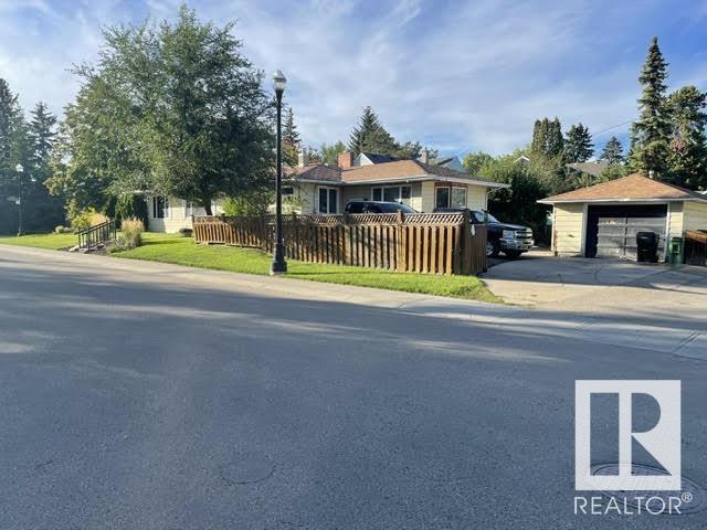 13408 106 Av Nw, Edmonton