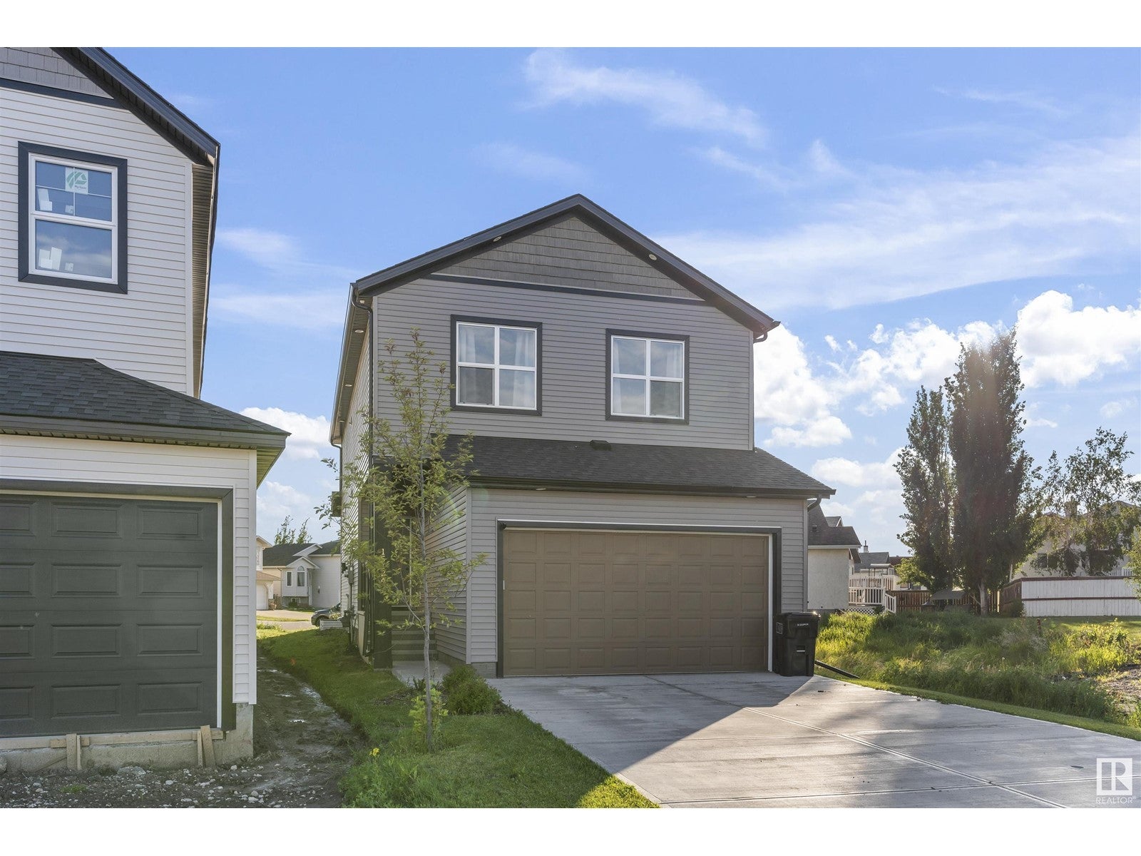 15124 28 St Nw, Edmonton