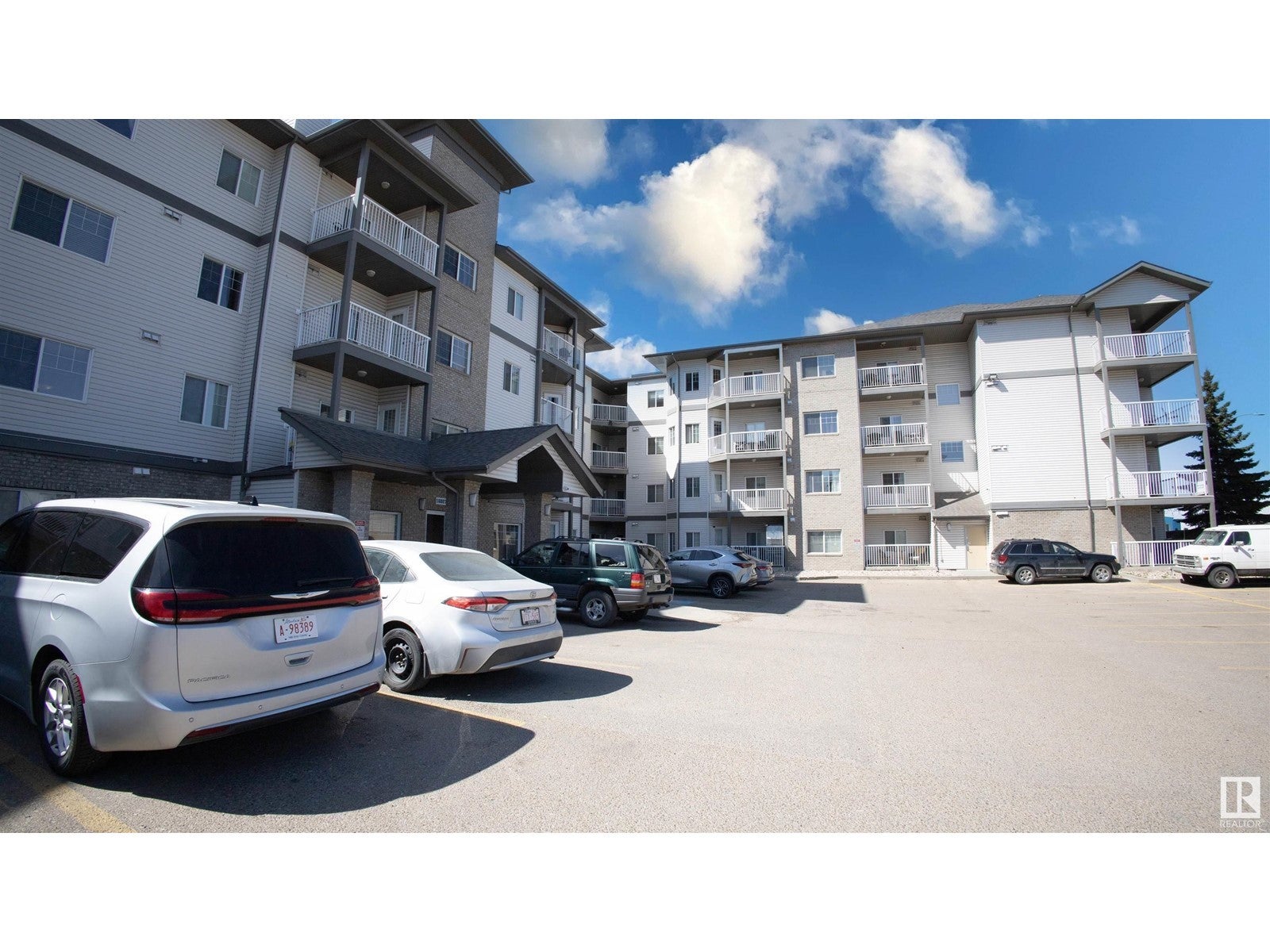 325 16807 100 Avenue Nw Nw, Edmonton