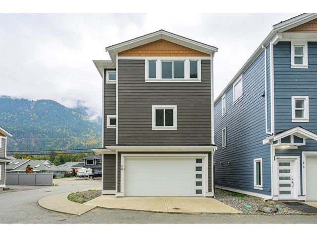 34 750 Hot Springs Road Street|harrison Hot Springs, Harrison Hot Springs