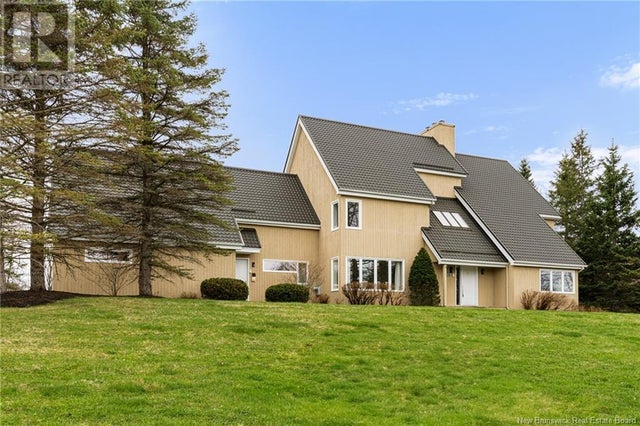 353 Lavoie Street, Dieppe