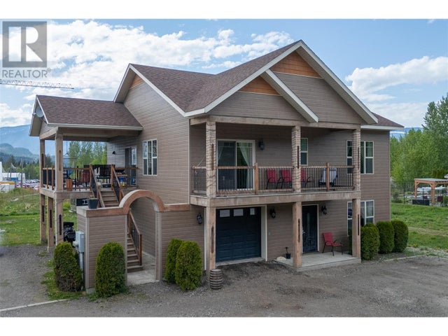 1905 Hay Road, Revelstoke