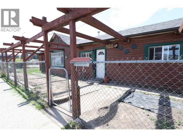 2299 Nicola Avenue, Merritt