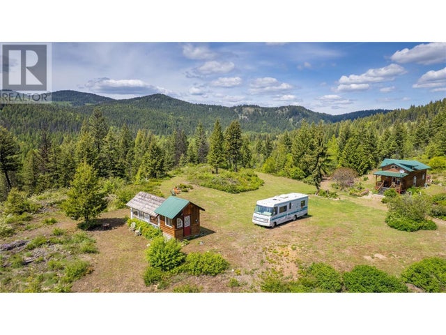 9800 3 Highway, Grand Forks