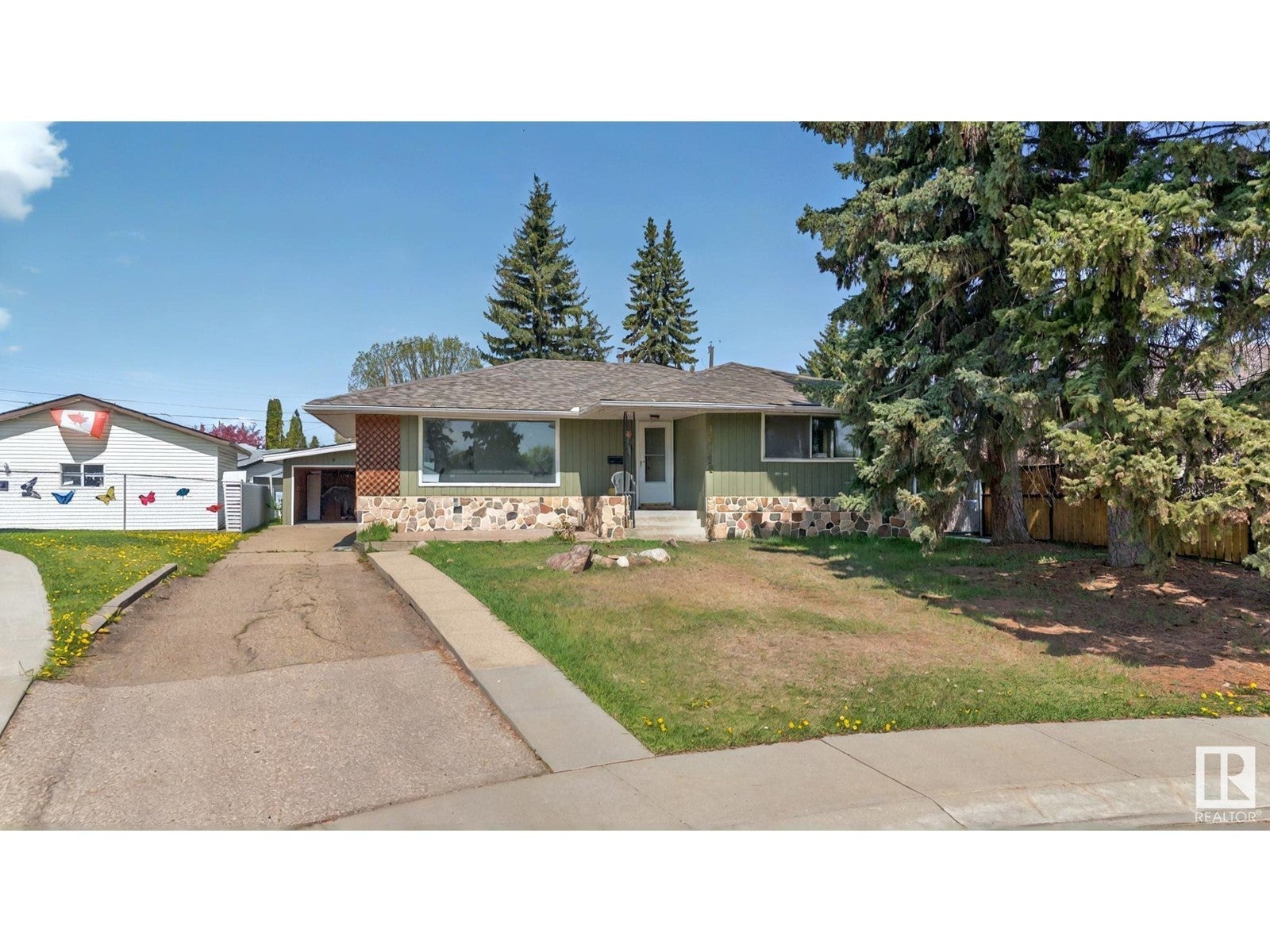 16119 88a Av Nw, Edmonton