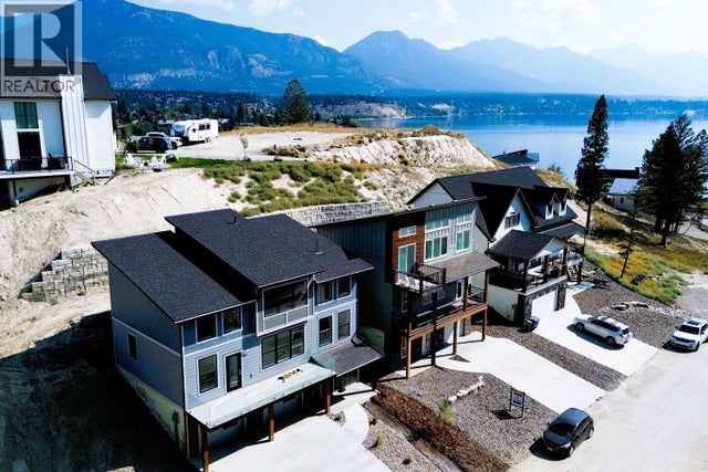 746 Taynton Drive, Invermere