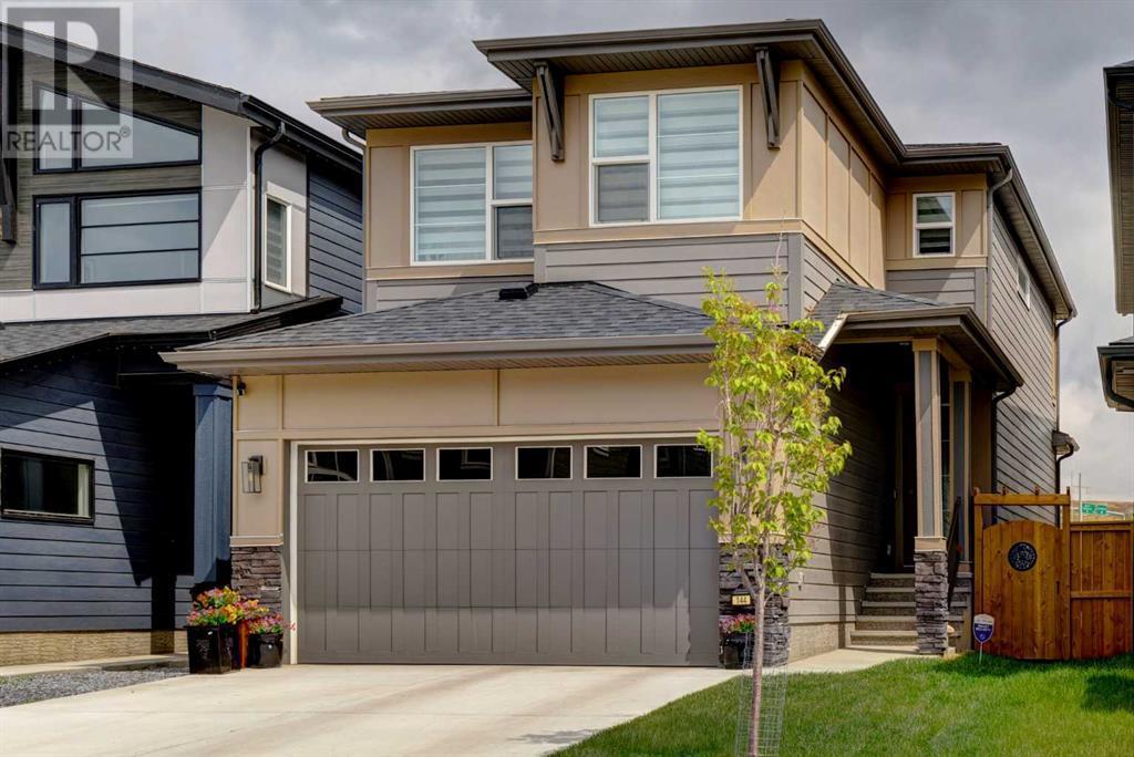 144 Cranbrook Gardens Se, Calgary