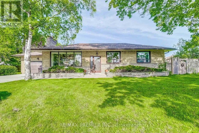 1 Gram Street, Vaughan (maple)