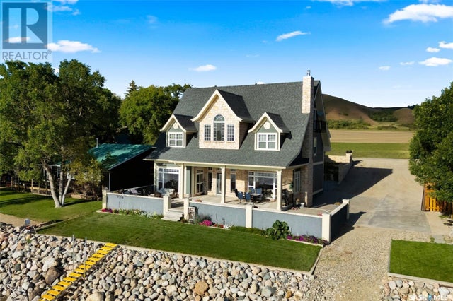 307a Currie Avenue, Round Lake