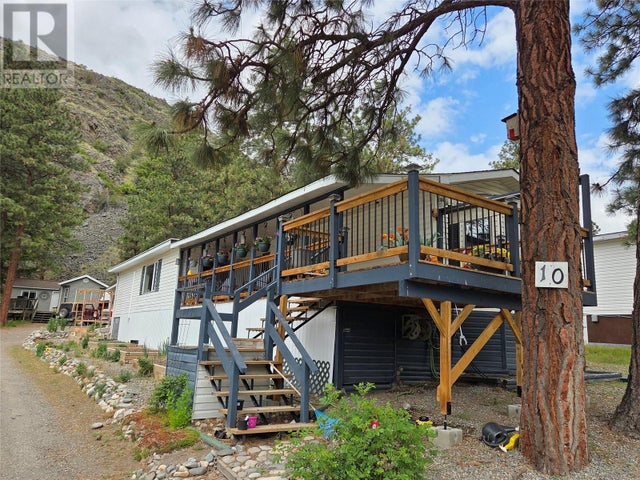 1770 Highway 3a Unit# 10, Keremeos