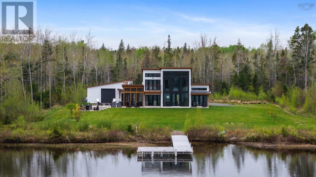 158 Blackberry Lane, Mattatall Lake