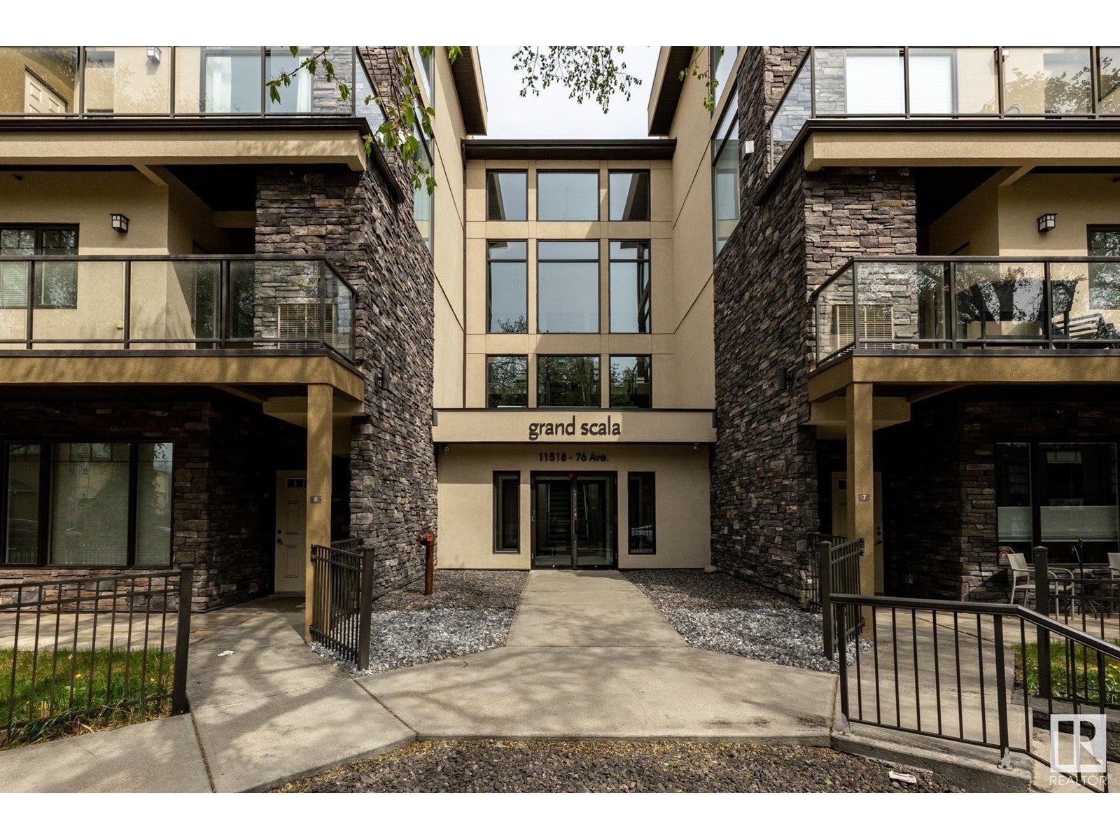 #37 11518 76 Av Nw, Edmonton