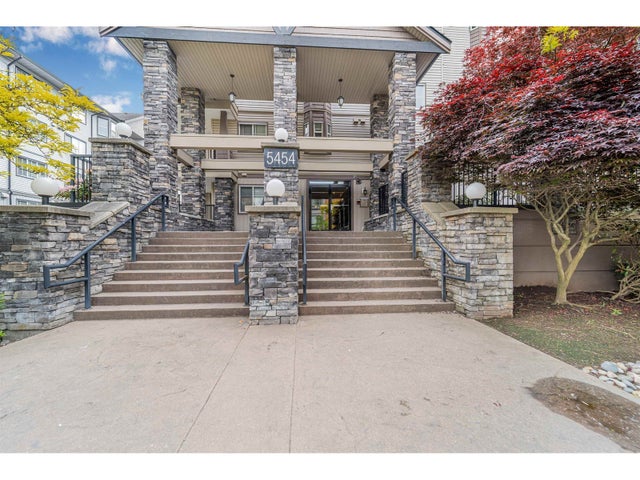 109 5454 198 Street, Langley