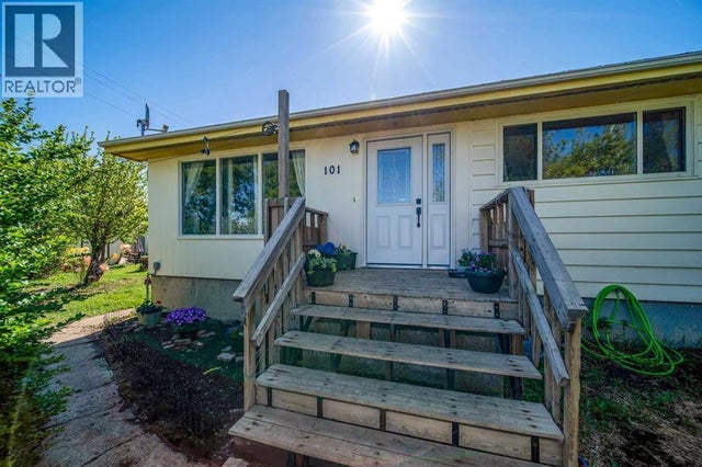 101 11 Street, Wainwright