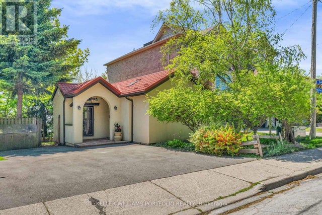 42 Forty First Street, Toronto (long Branch)