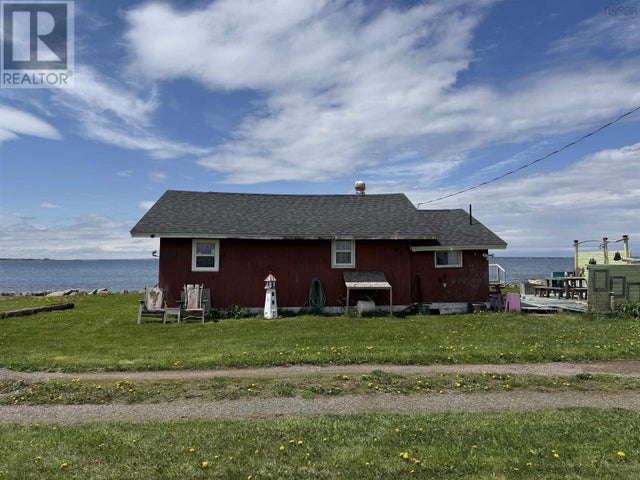 28 Quahog Lane, Brule Point