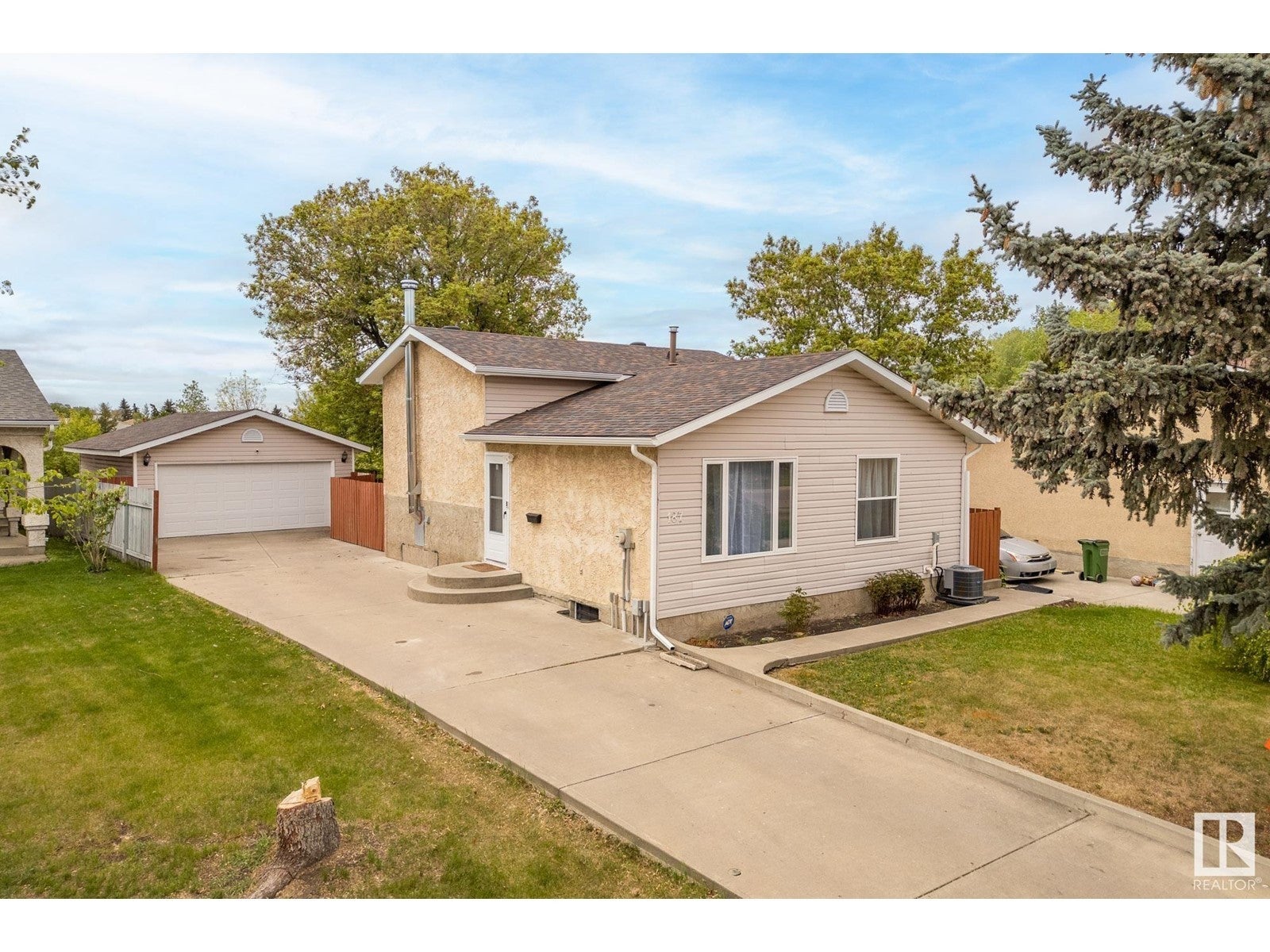 187 Warwick Rd Nw, Edmonton