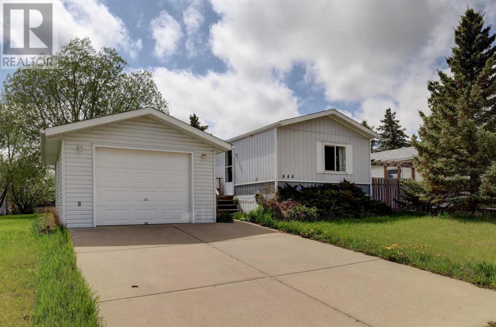 844 Madison Drive, Irricana