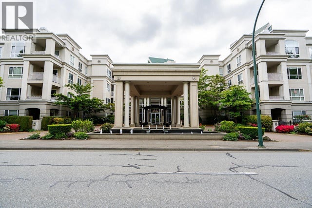 437 3098 Guildford Way, Coquitlam