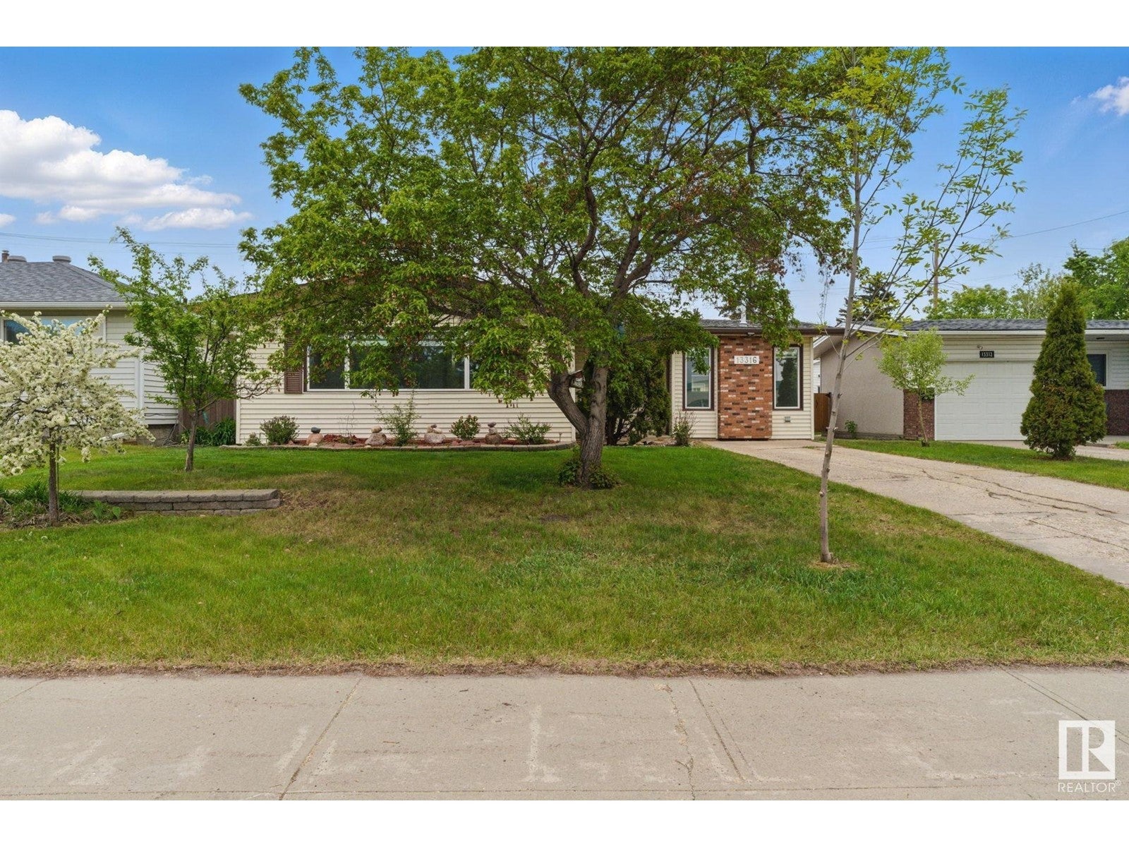 13316 136 Av Nw, Edmonton