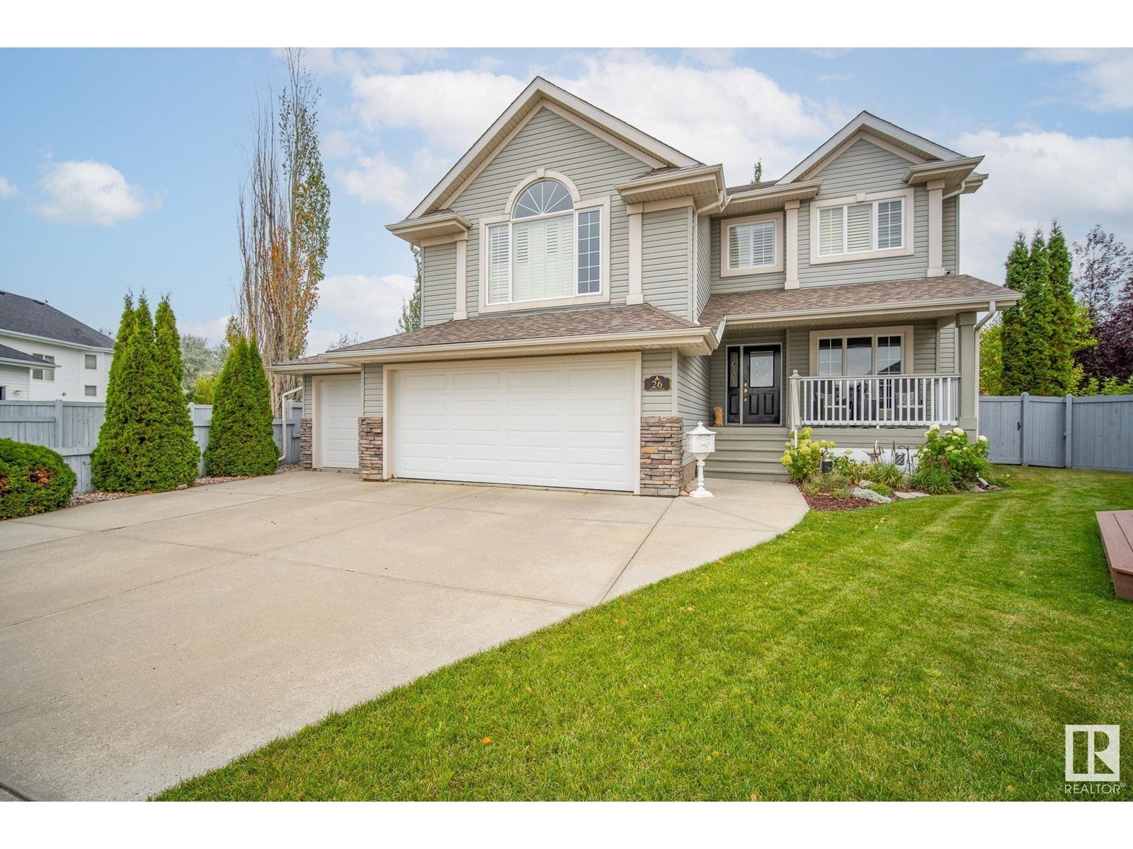 26 Highland Co, Sherwood Park