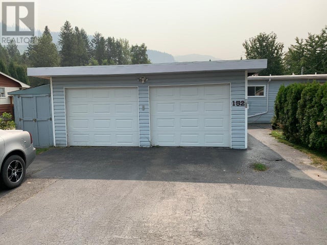 152 Schulte Crescent Unit# 1, Castlegar