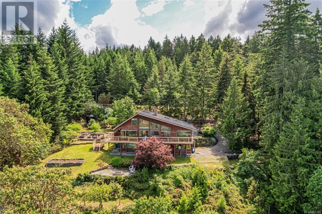 200 Wilkie Way, Salt Spring
