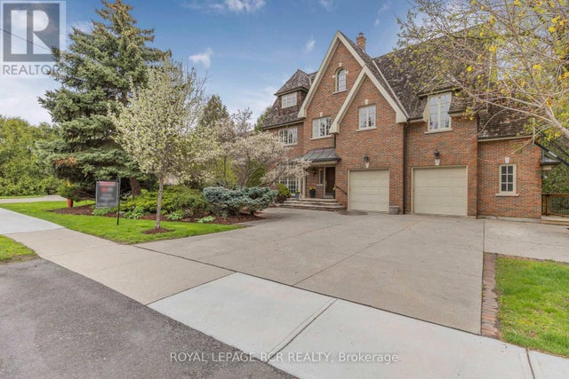 34 Garden Avenue, Richmond Hill (south Richvale)