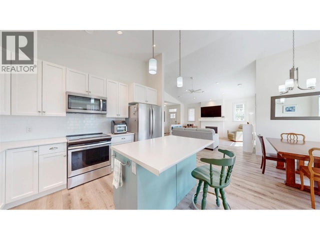 2450 Radio Tower Road Unit# 1, Oliver