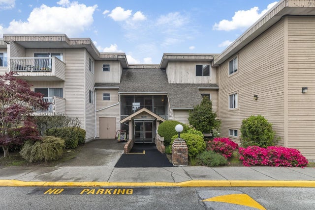 221 11806 88 Avenue, Delta