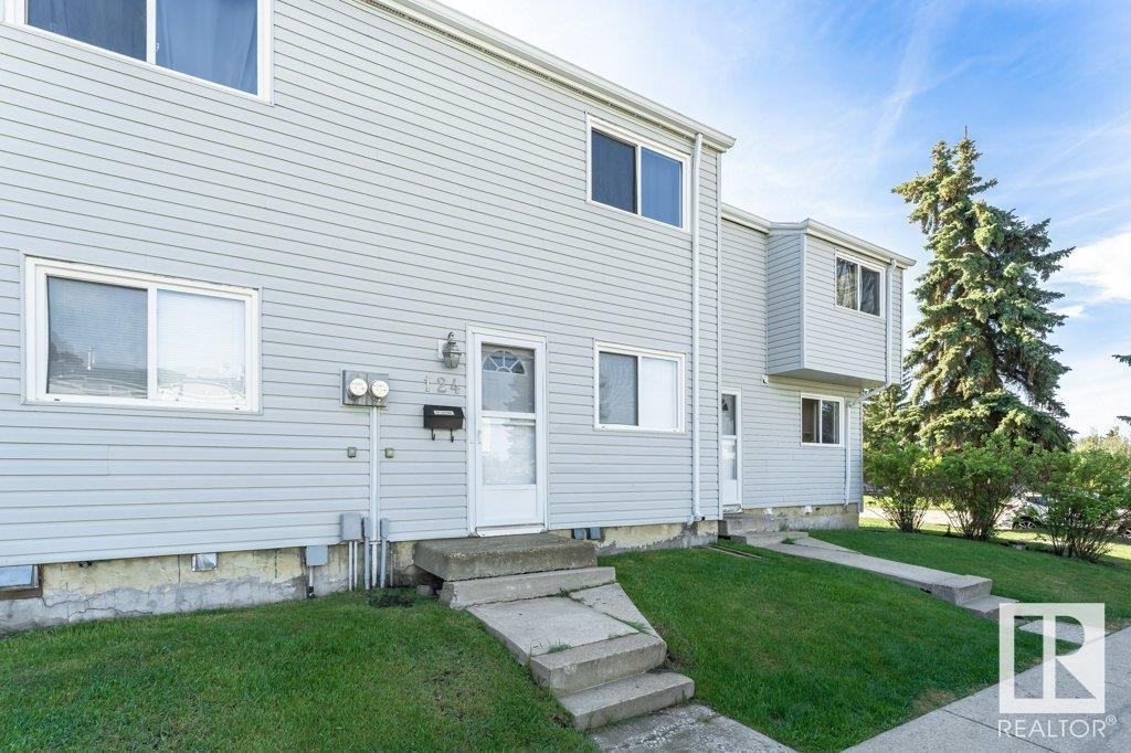 124 Dickinsfield Co Nw, Edmonton