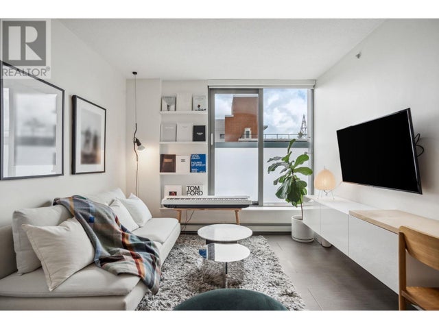 809 66 W Cordova Street, Vancouver