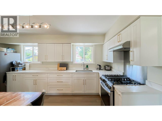 1752 Dorset Avenue, Port Coquitlam