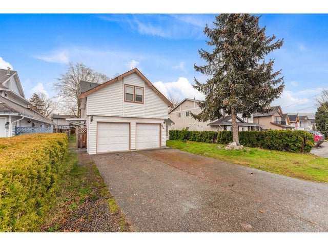 7652 124 Street, Surrey