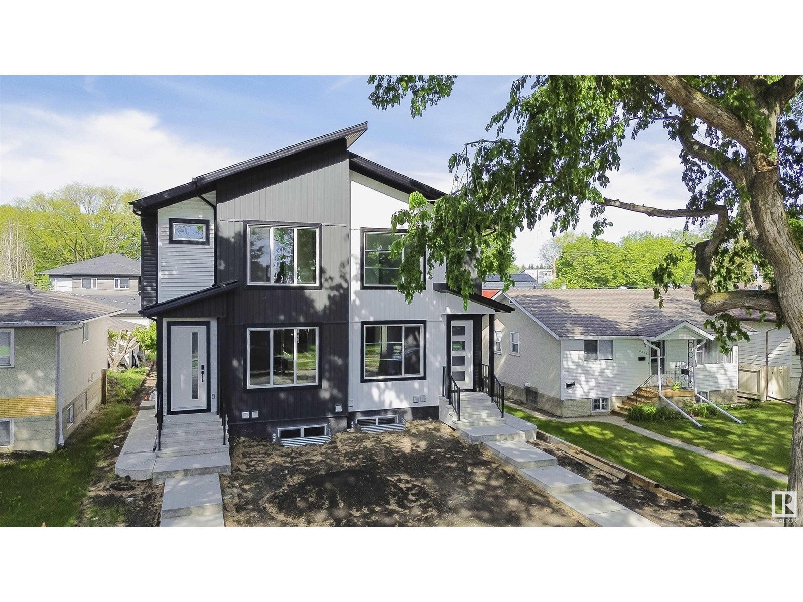 10332 77 St Nw, Edmonton