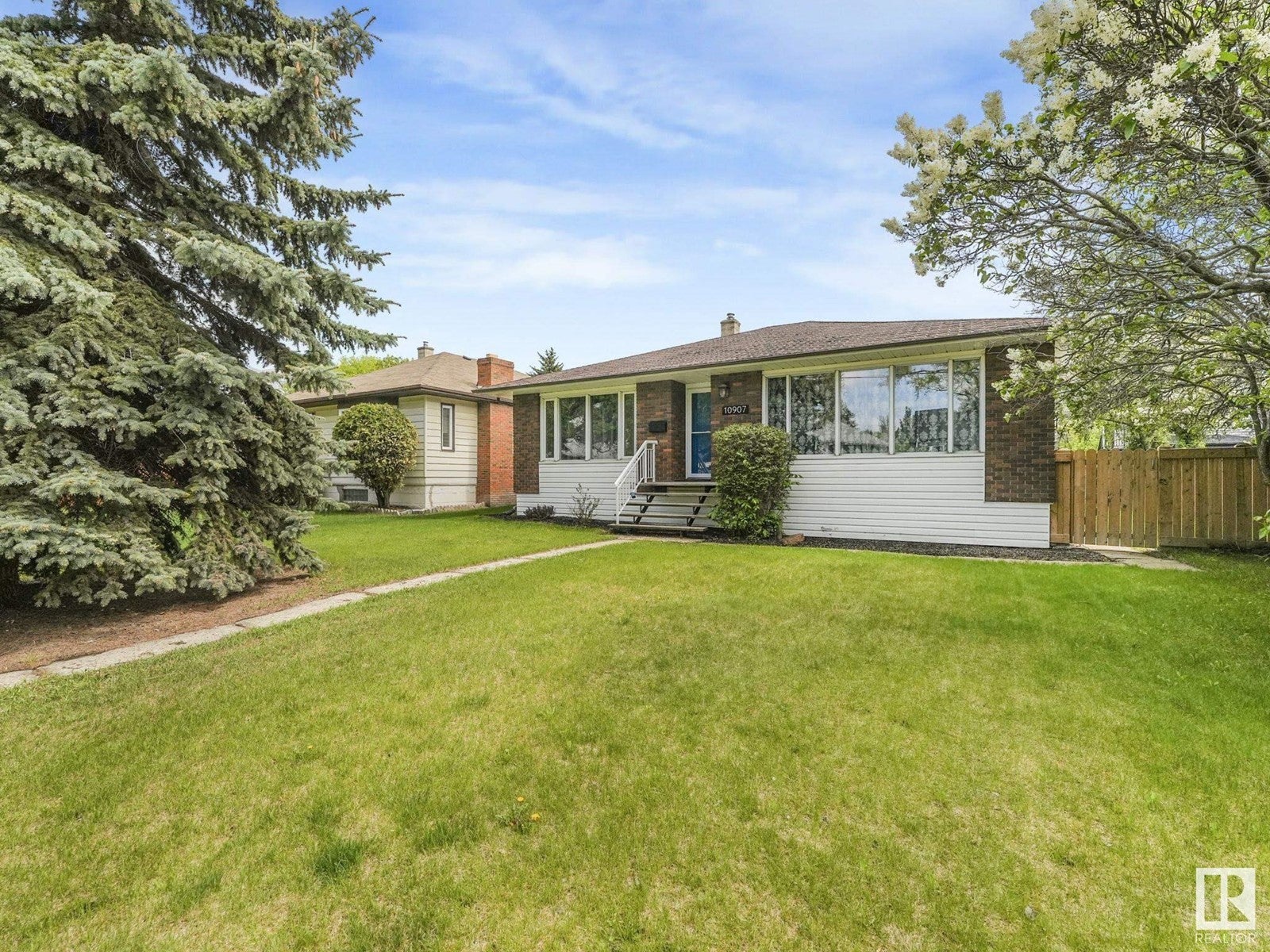 10907 116 St Nw Nw, Edmonton