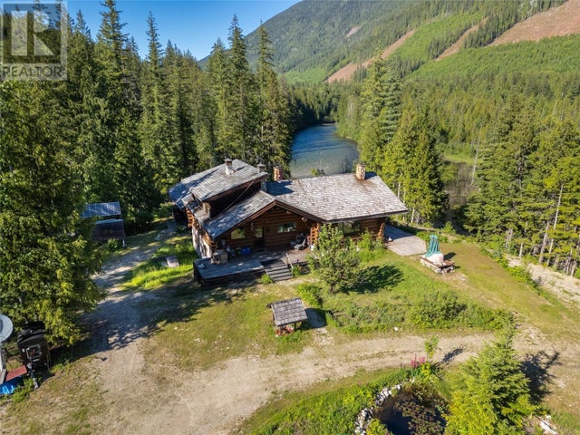 1415 Seymour River Road N, Seymour Arm