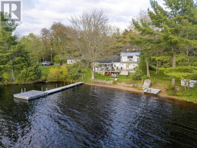 519 Adams Road, New Albany