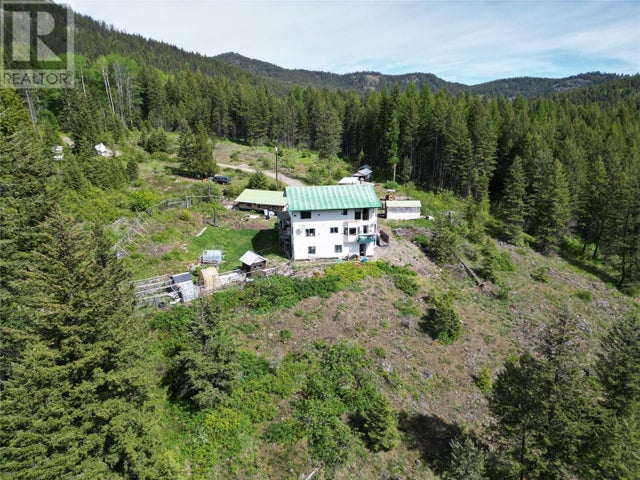 6050 Athelston-hartford Road, Grand Forks