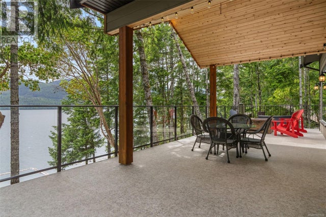 8130 Sa-seen-os Cres, Youbou