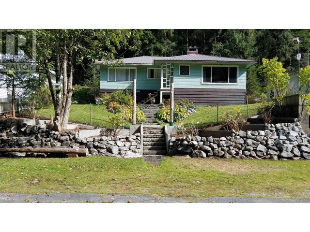 102 Garden Drive, Bella Coola