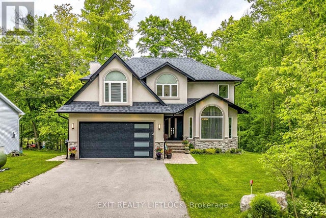 77 Polish Avenue, Penetanguishene