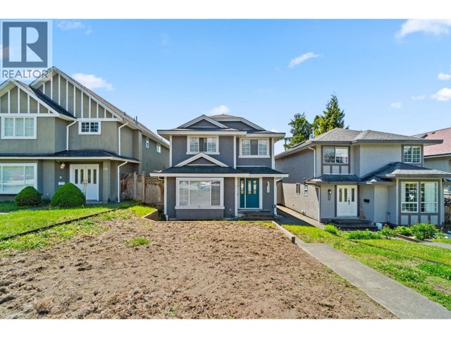 229 E 20th Street, North Vancouver