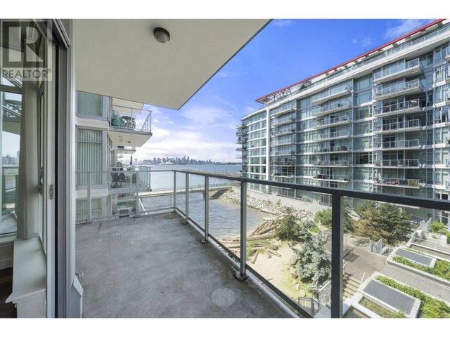 305 185 Victory Ship Way, North Vancouver