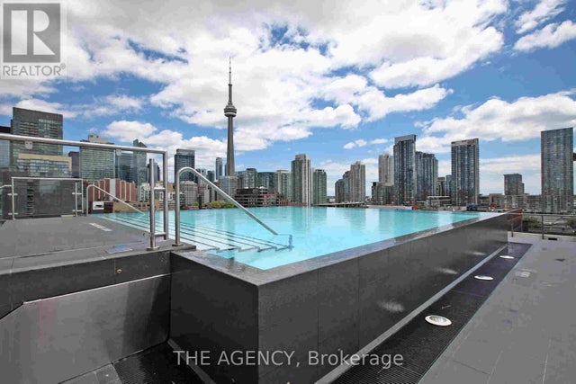 1011 - 560 King Street W, Toronto (waterfront Communities)