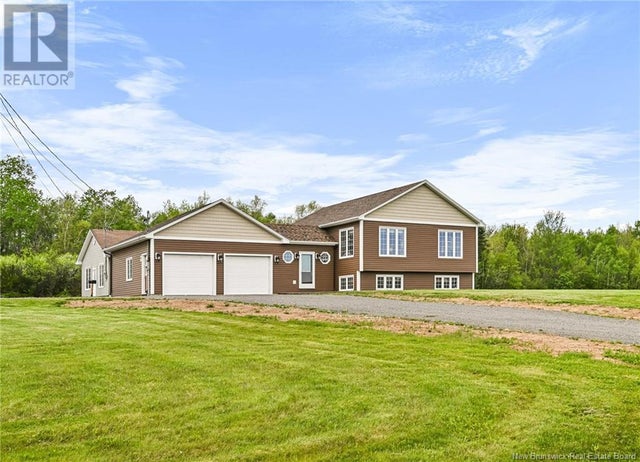 25 Leger Crescent, Saint-Grégoire