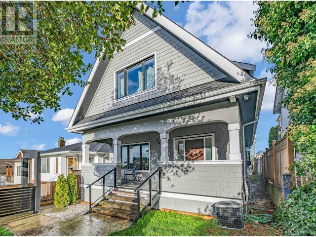 3433 Dundas Street, Vancouver