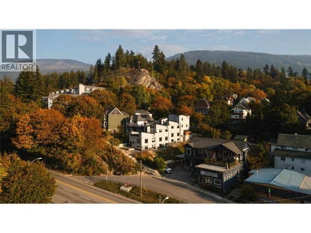 920 Front Street Unit# B, Nelson