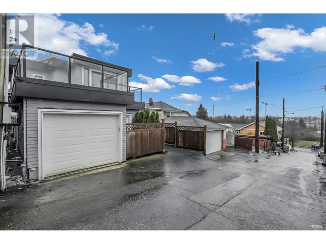3429 Dundas Street, Vancouver